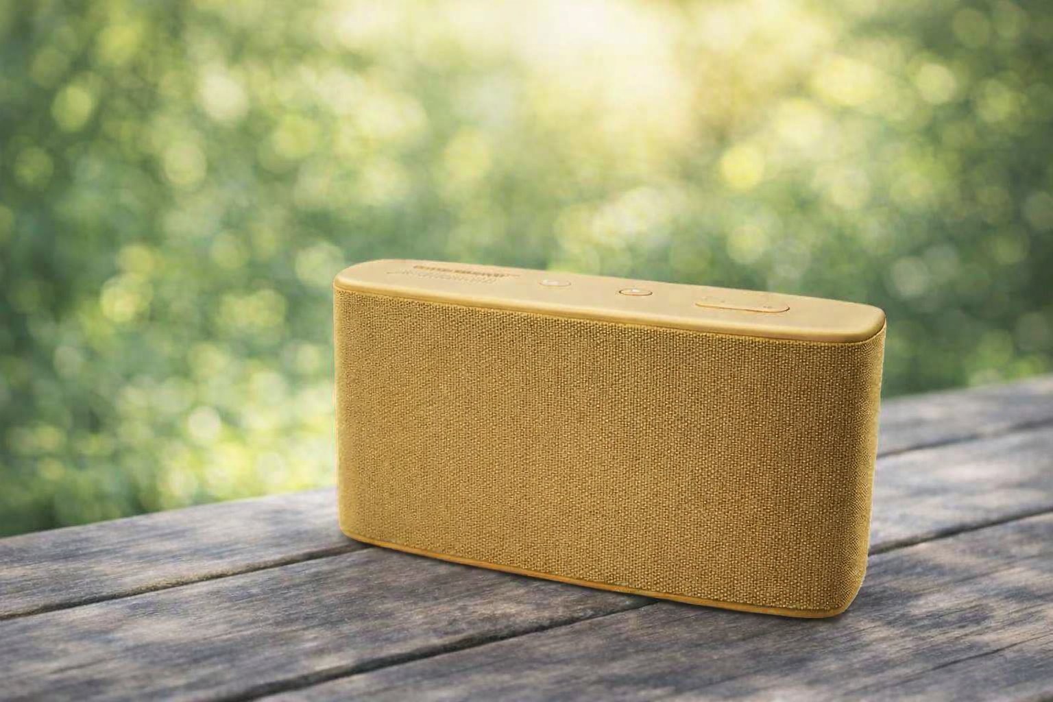 Портативна Bluetooth колонка B70 — Потужний звук та виразний стиль,Золотиста