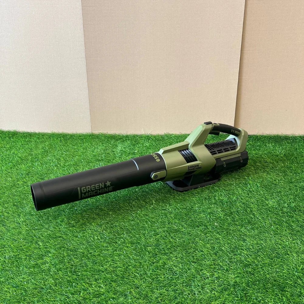 Акумуляторна повітродувка Green Machine GMLB6200 (62V, 4 Ah): Максимальна потужність, безщітковий двигун та до 100 хвилин автономності!